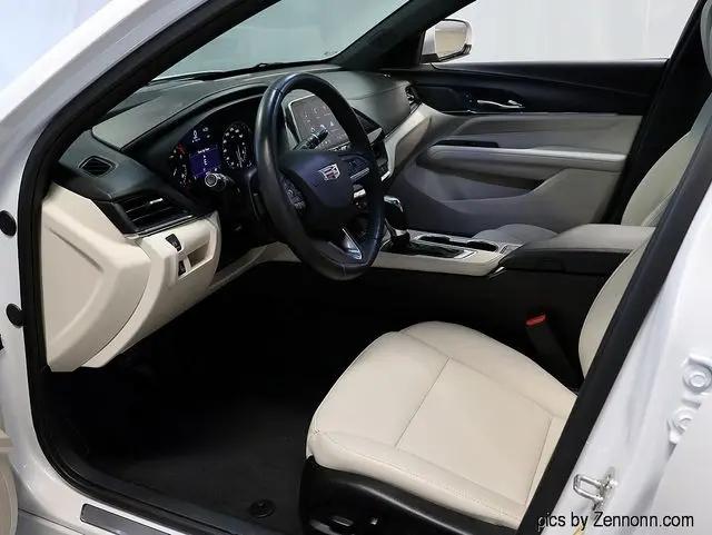 2023 Cadillac CT4 Premium Luxury