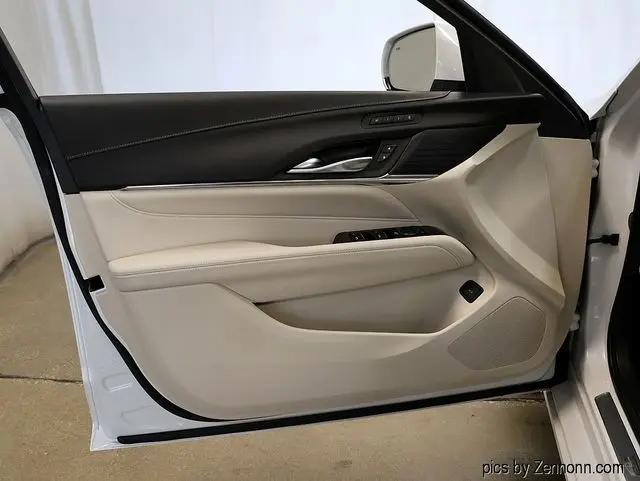 2023 Cadillac CT4 Premium Luxury