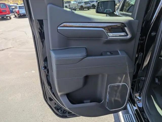 2026 GMC Sierra 1500 Double Cab, Standard Bed, Elevation, 4WD