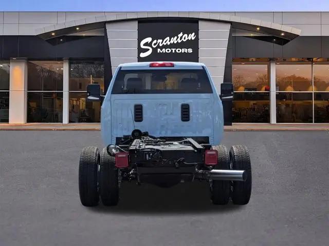 2026 GMC Sierra 3500HD Pro