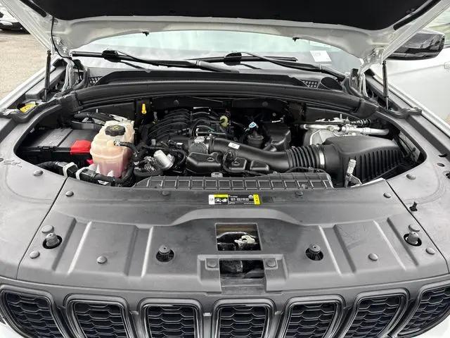 2023 Jeep Grand Cherokee L Altitude 4x4
