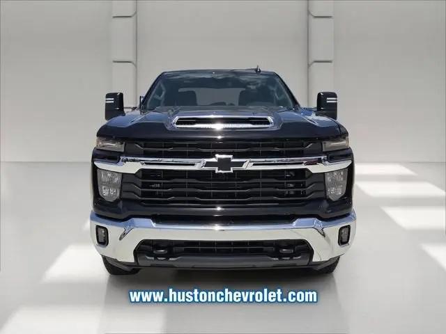 2026 Chevrolet Silverado 2500HD Crew Cab, Standard Bed, LT, 4WD