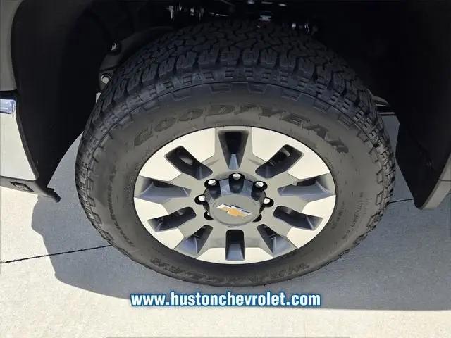 2026 Chevrolet Silverado 2500HD Crew Cab, Standard Bed, LT, 4WD