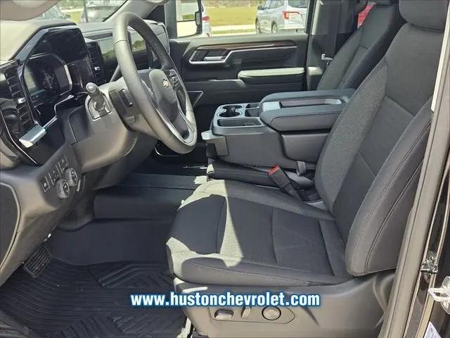 2026 Chevrolet Silverado 2500HD Crew Cab, Standard Bed, LT, 4WD