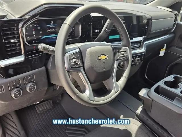 2026 Chevrolet Silverado 2500HD Crew Cab, Standard Bed, LT, 4WD