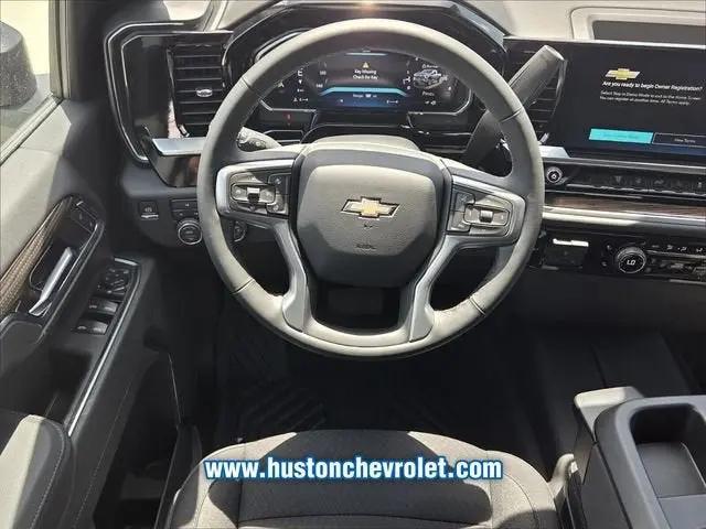 2026 Chevrolet Silverado 2500HD Crew Cab, Standard Bed, LT, 4WD