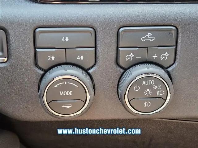 2026 Chevrolet Silverado 2500HD Crew Cab, Standard Bed, LT, 4WD
