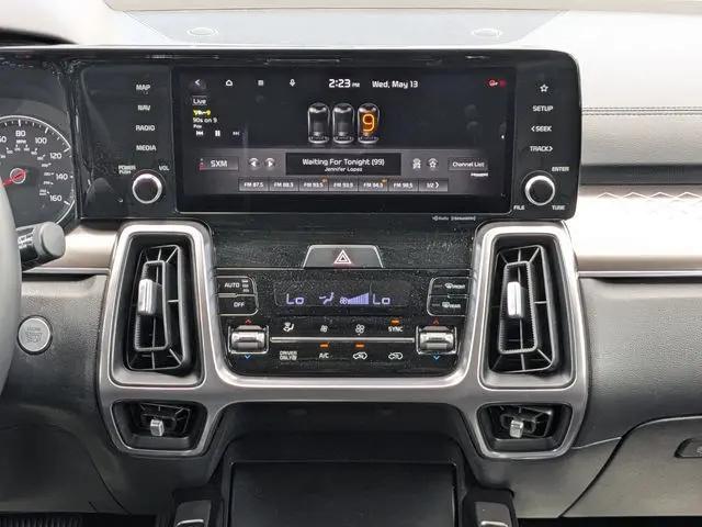 2022 Kia Sorento Hybrid EX