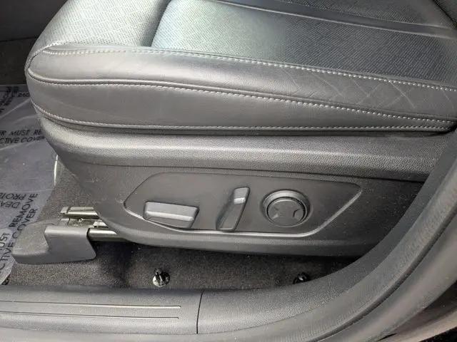 2022 Kia Sorento Hybrid EX