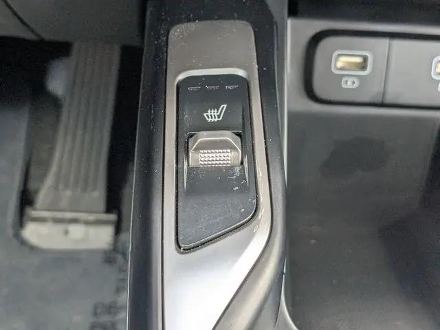 2022 Kia Sorento Hybrid EX