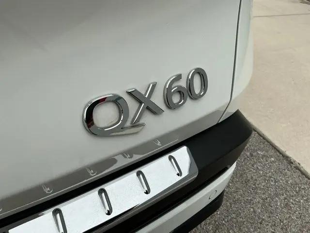 2024 INFINITI QX60 PURE