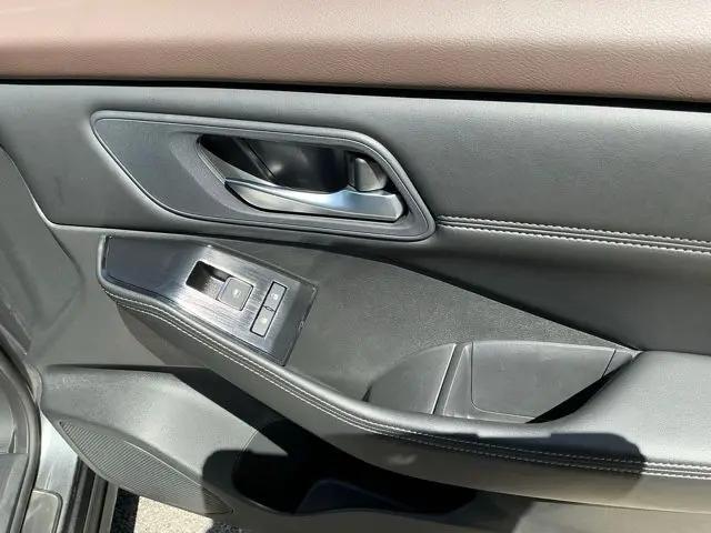 2023 Nissan Rogue SL Intelligent AWD