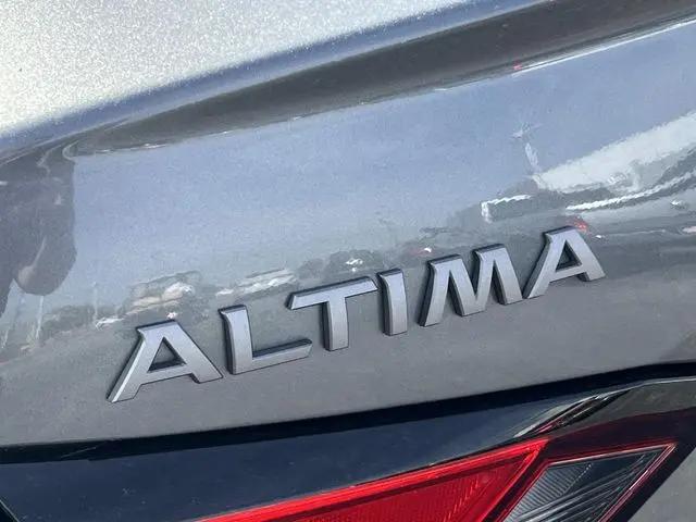 2024 Nissan Altima SR FWD