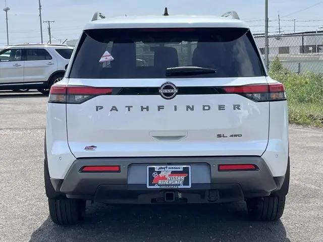 2026 Nissan Pathfinder SL
