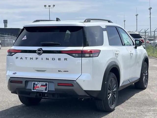 2026 Nissan Pathfinder SL