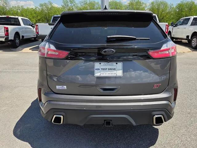 2022 Ford Edge ST