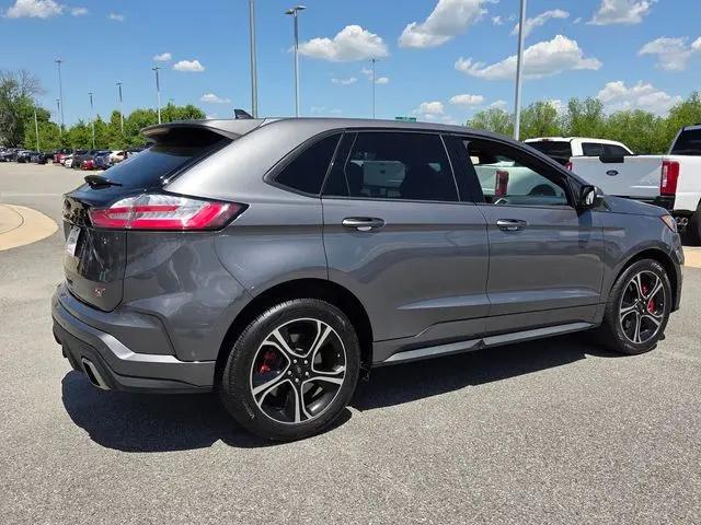 2022 Ford Edge ST
