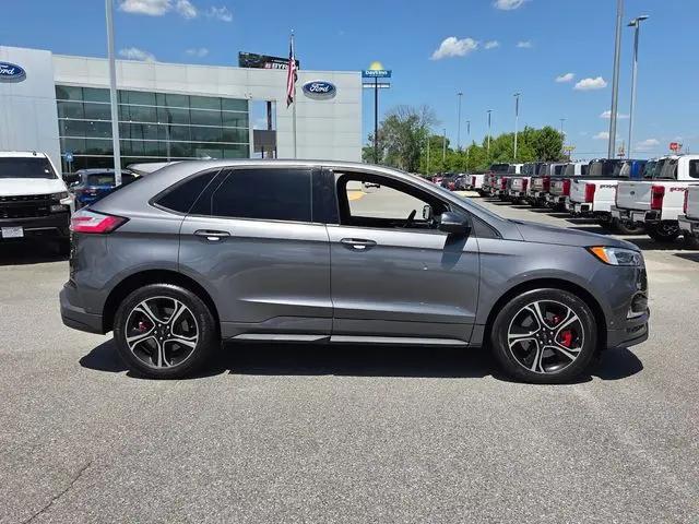 2022 Ford Edge ST