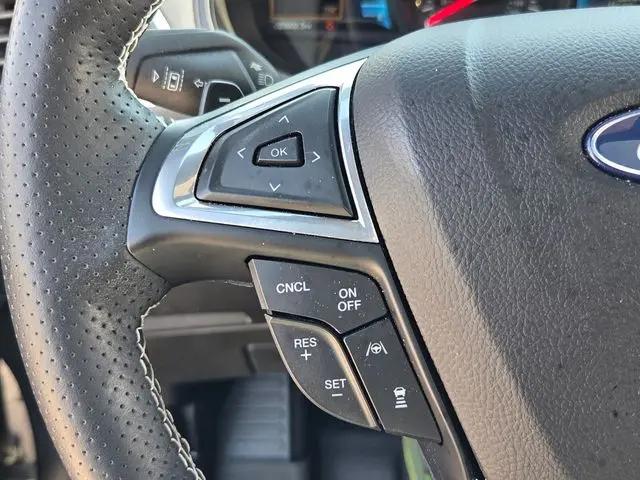 2022 Ford Edge ST