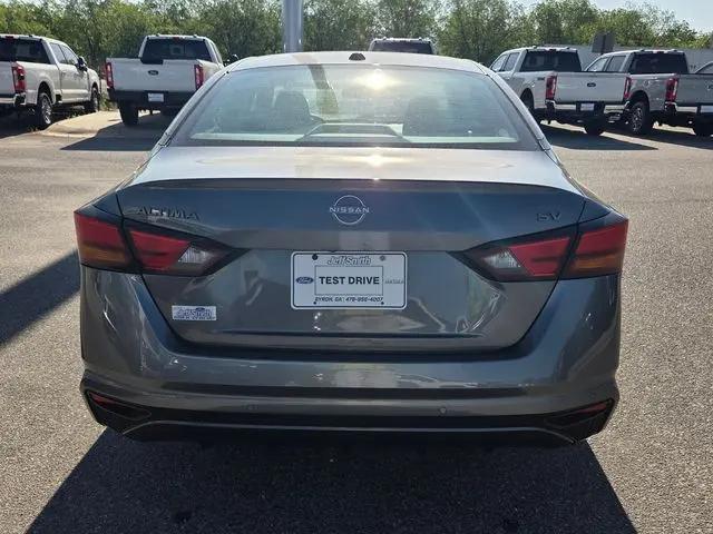 2024 Nissan Altima SV FWD