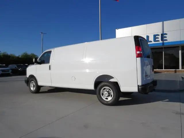 2026 Chevrolet Express Cargo Van 2500 Extended Wheelbase, WT, RWD