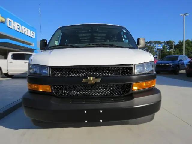 2026 Chevrolet Express Cargo Van 2500 Extended Wheelbase, WT, RWD