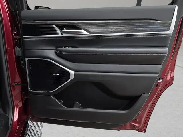 2022 Jeep Wagoneer Series III 4x2