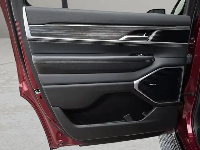 2022 Jeep Wagoneer Series III 4x2