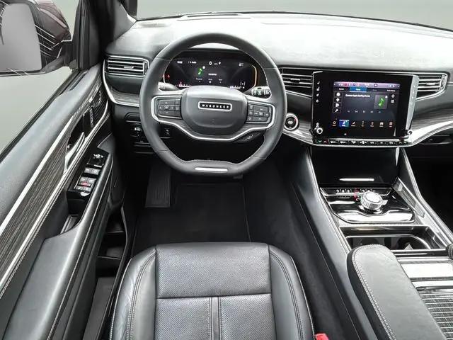 2022 Jeep Wagoneer Series III 4x2