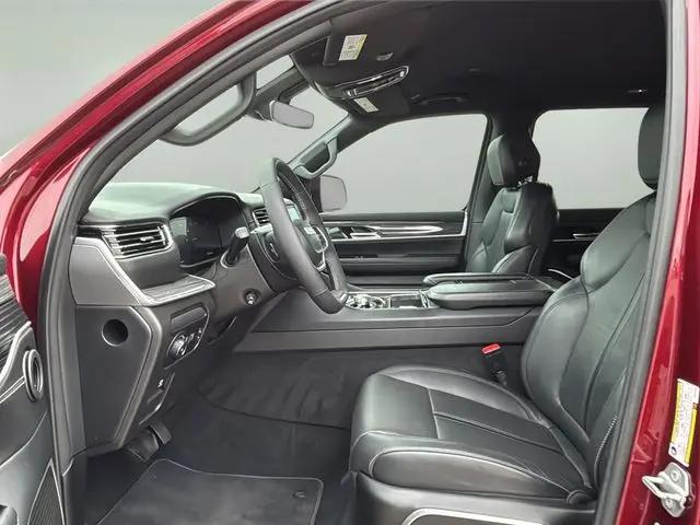 2022 Jeep Wagoneer Series III 4x2