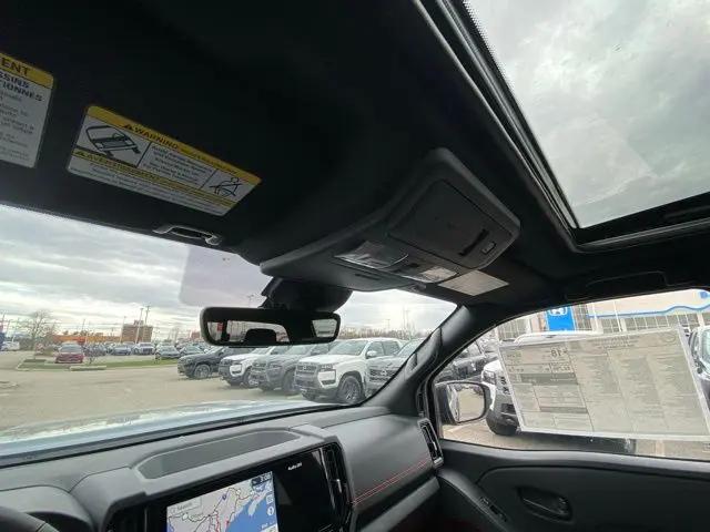 2026 Nissan Frontier Crew Cab PRO-4X 4x4