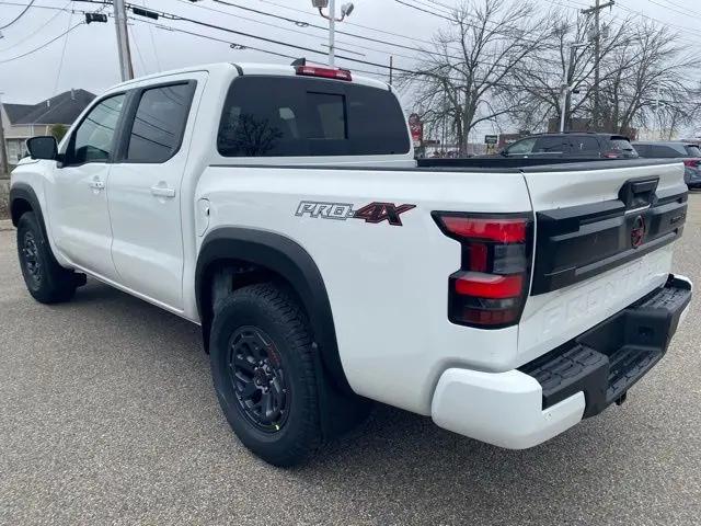 2026 Nissan Frontier Crew Cab PRO-4X 4x4