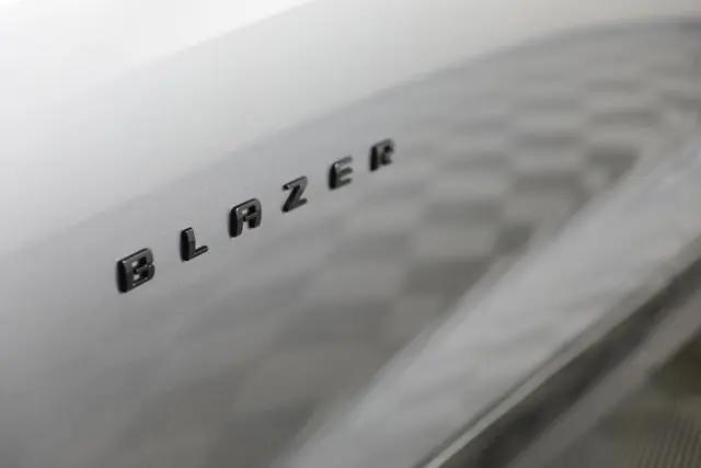 2023 Chevrolet Blazer AWD RS