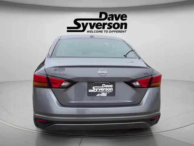 2024 Nissan Altima SV FWD