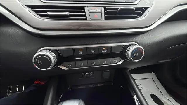 2024 Nissan Altima SV FWD