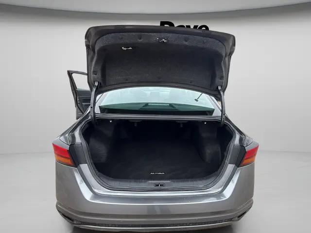 2024 Nissan Altima SV FWD