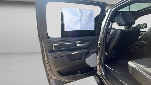 2025 Ram 1500 Laramie Crew Cab 4x4 5'7" Box