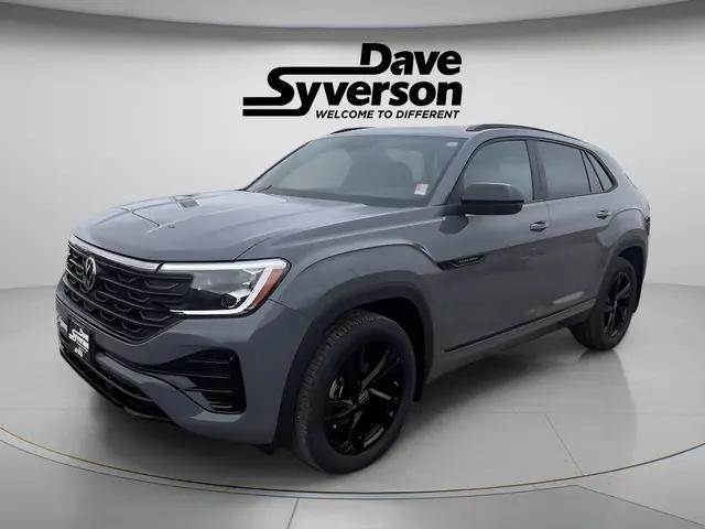 2026 Volkswagen Atlas Cross Sport SEL R-Line Black for sale in Albert Lea, MN