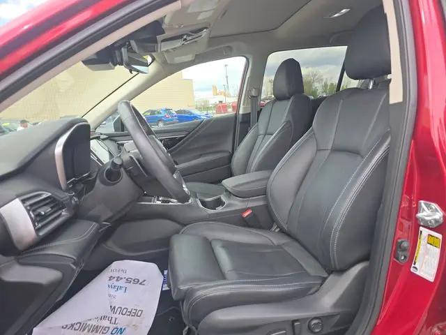 2025 Subaru Outback Touring XT