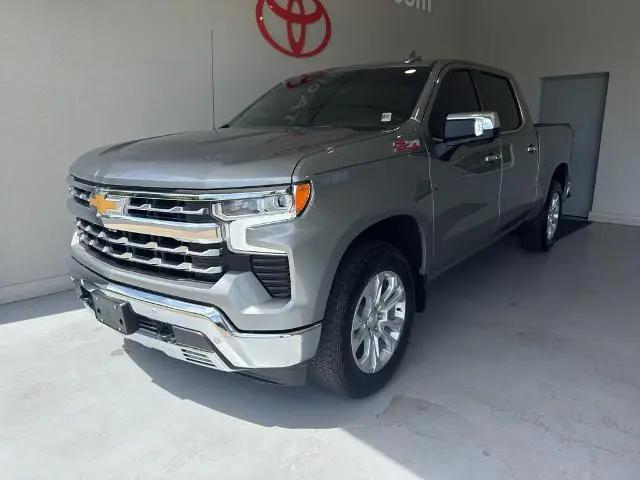 2025 Chevrolet Silverado 1500 4WD Crew Cab Short Bed LTZ