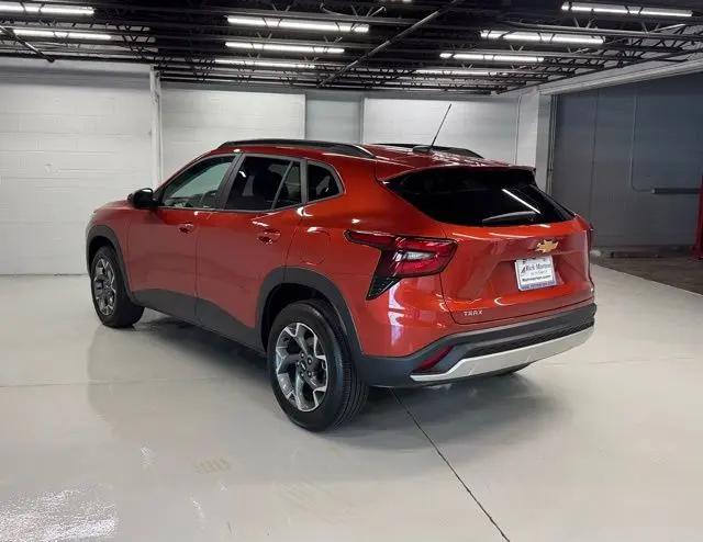 2024 Chevrolet Trax FWD LT