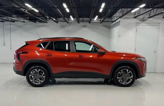 2024 Chevrolet Trax FWD LT
