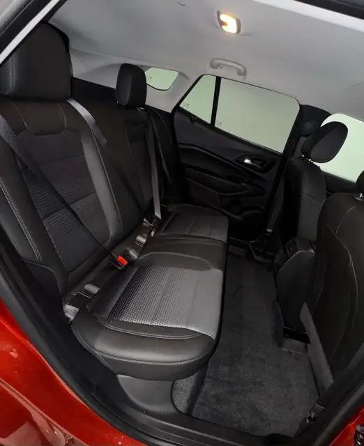 2024 Chevrolet Trax FWD LT