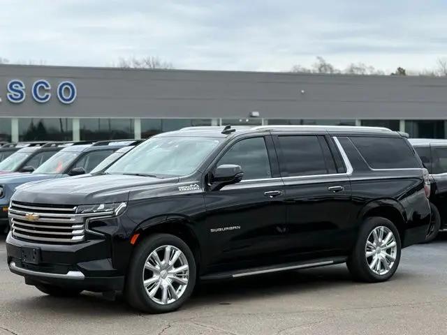 2023 Chevrolet Suburban High Country