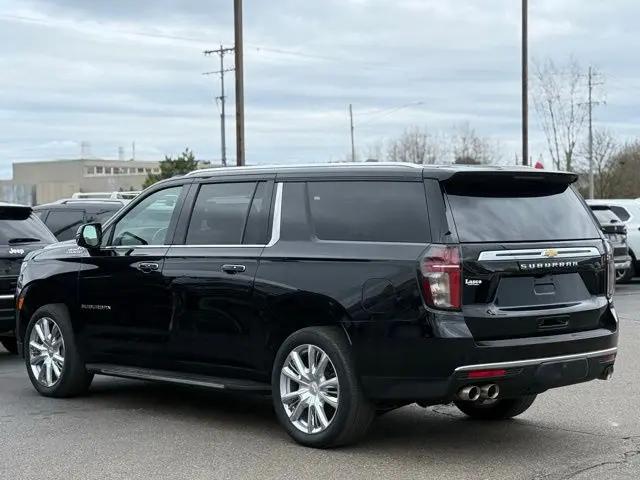 2023 Chevrolet Suburban High Country