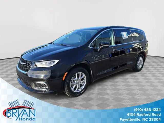2024 Chrysler Pacifica Touring L for sale in Fayetteville, NC