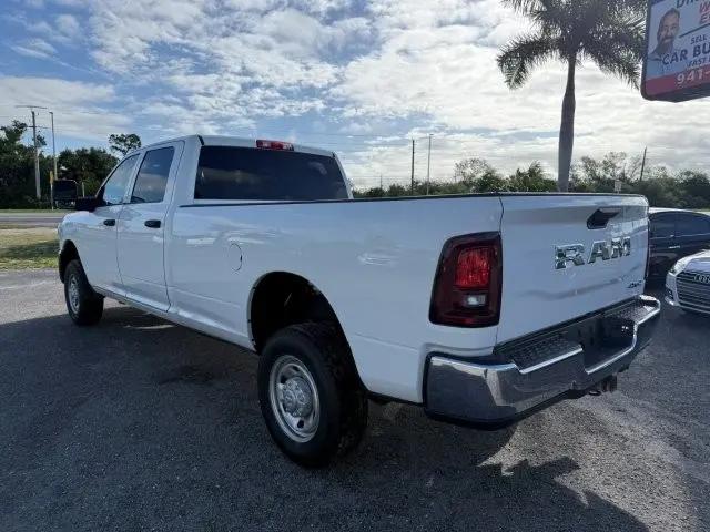 2023 Ram 2500 Tradesman Crew Cab 4x4 8' Box
