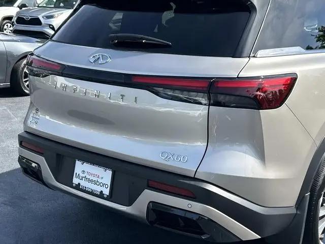 2024 INFINITI QX60 LUXE AWD