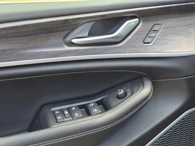 2026 Jeep Grand Cherokee L Limited Reserve
