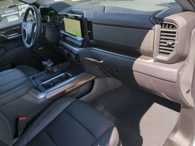 2026 Chevrolet Silverado 1500 4WD Crew Cab Short Bed RST